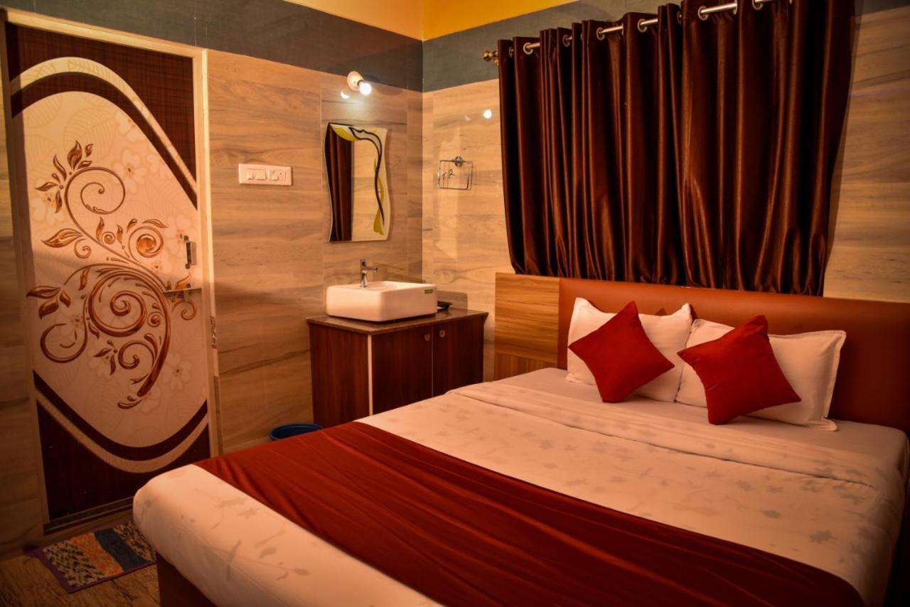 ศรีวรทา อินเตอร์เนชั่นแนล Hotel โกการ์นา ภายนอก รูปภาพ