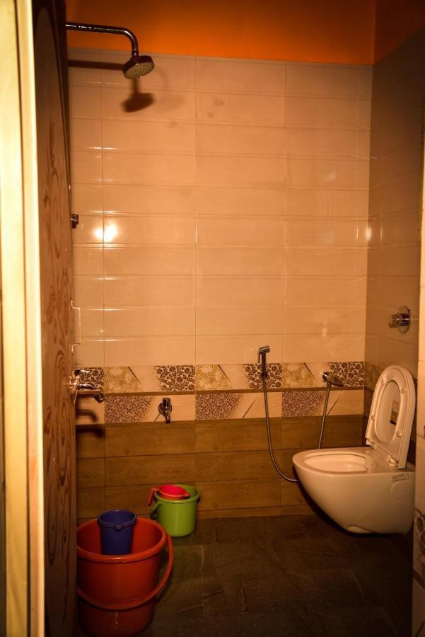 ศรีวรทา อินเตอร์เนชั่นแนล Hotel โกการ์นา ภายนอก รูปภาพ