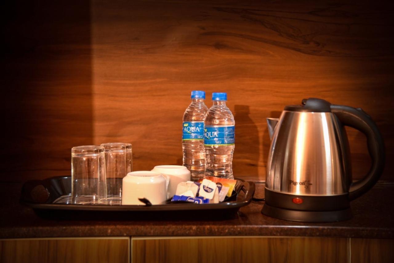 ศรีวรทา อินเตอร์เนชั่นแนล Hotel โกการ์นา ภายนอก รูปภาพ